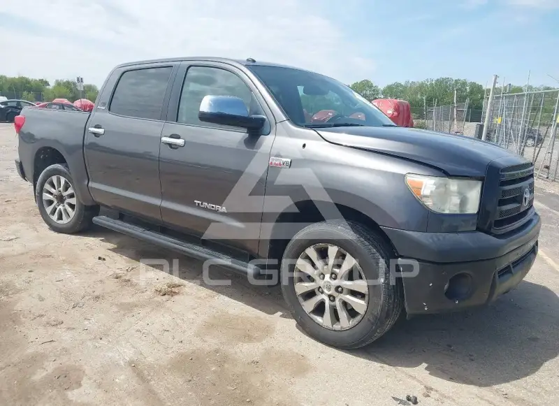2011 Toyota TUNDRA photo