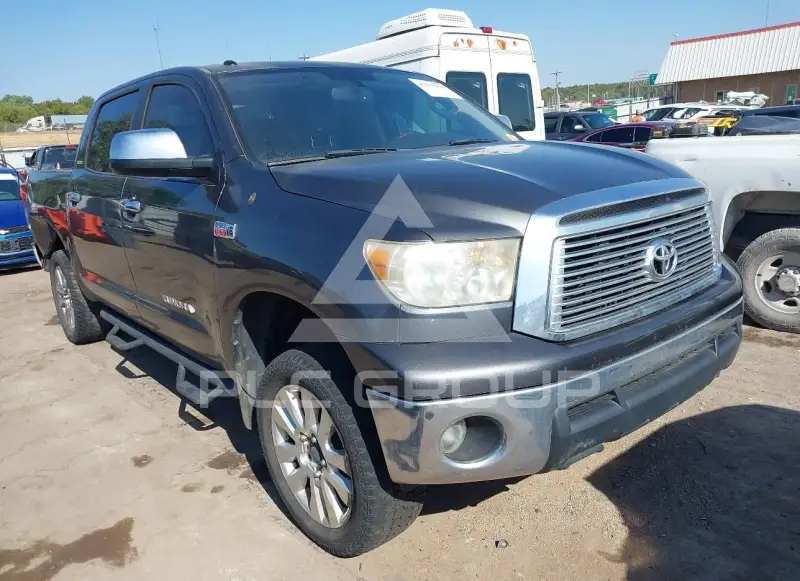 2011 Toyota TUNDRA photo
