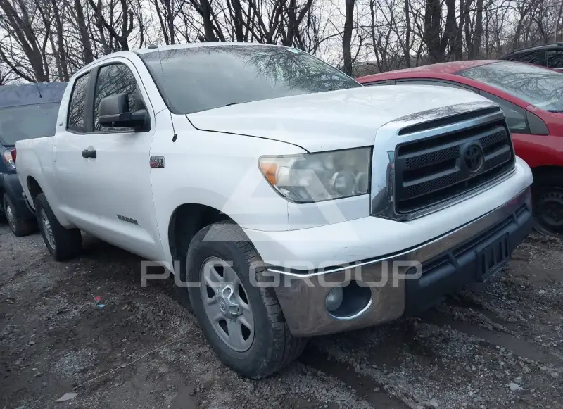 2011 Toyota TUNDRA photo