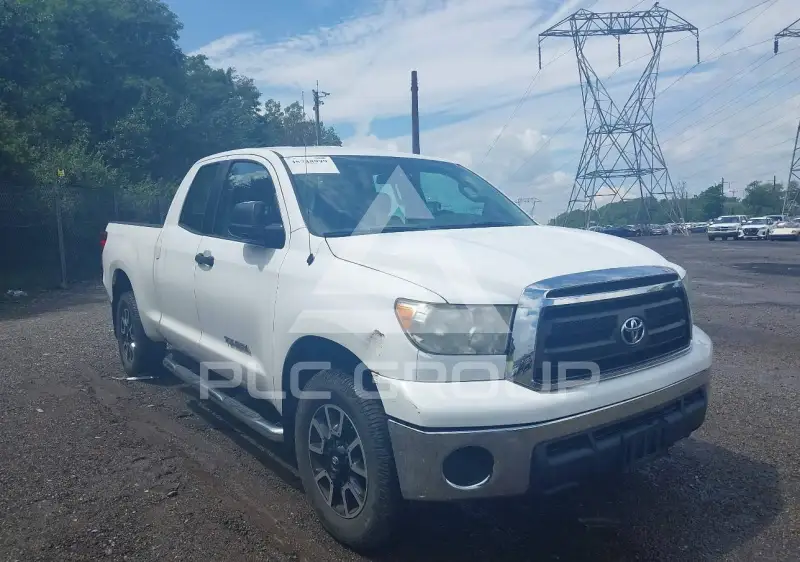 2011 Toyota TUNDRA фото
