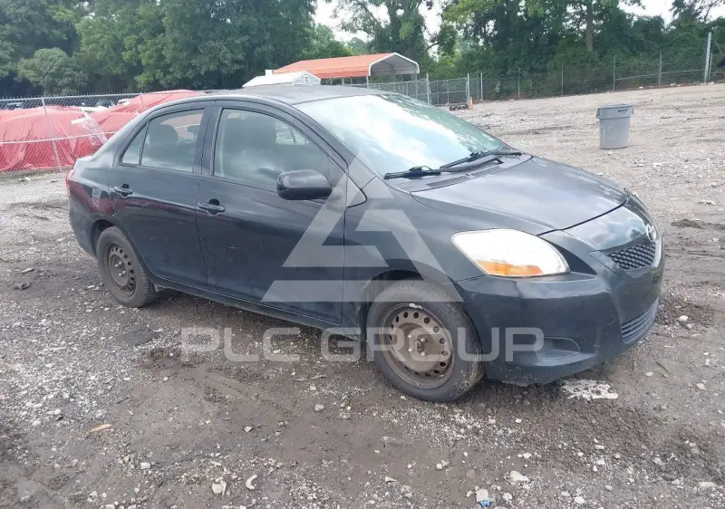 2011 Toyota YARIS photo