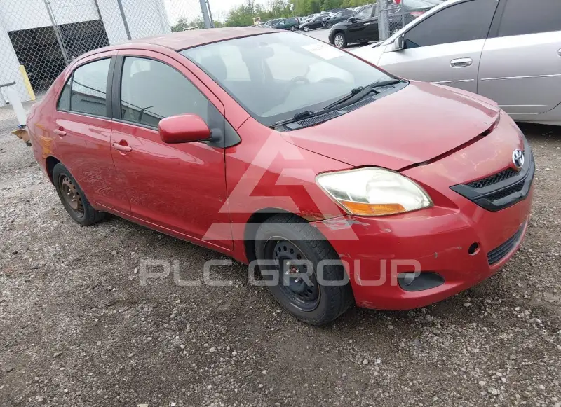 2011 Toyota YARIS фото