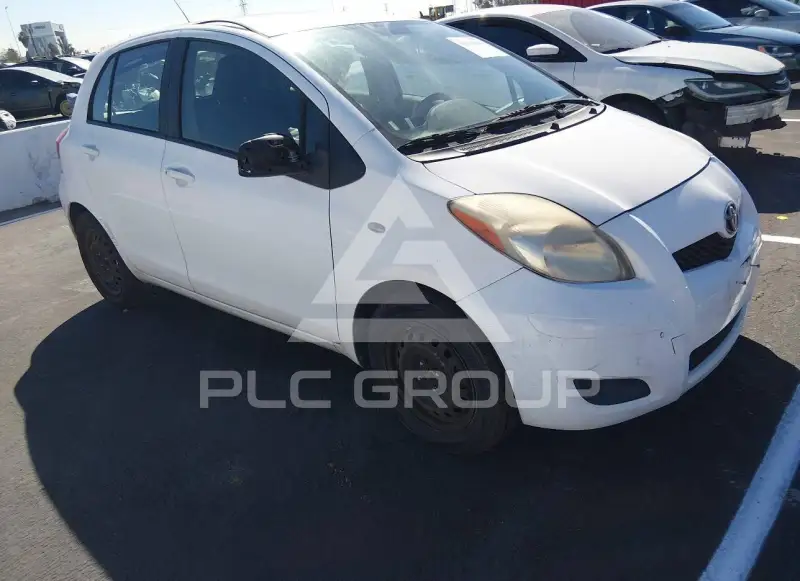 2011 Toyota YARIS photo