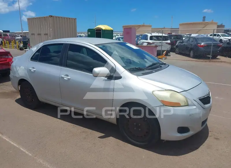 2011 Toyota YARIS фото