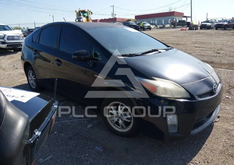2011 Toyota PRIUS фото