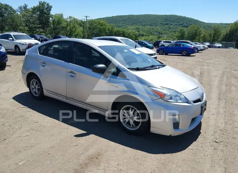 2011 Toyota PRIUS photo
