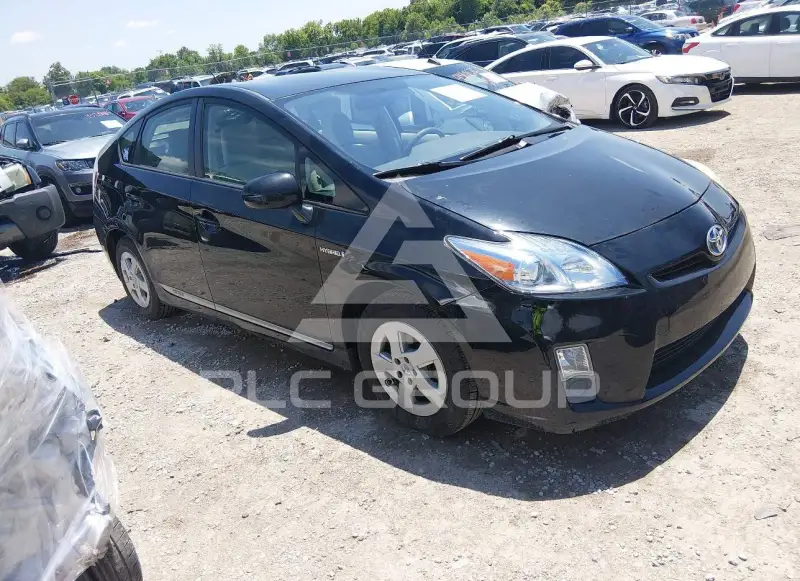 2011 Toyota PRIUS фото