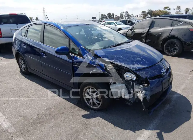 2011 Toyota PRIUS фото