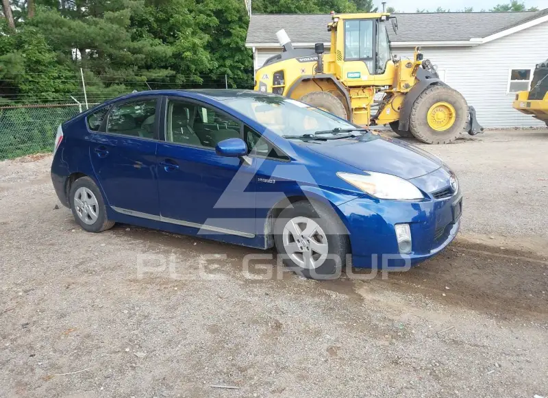 2011 Toyota PRIUS фото