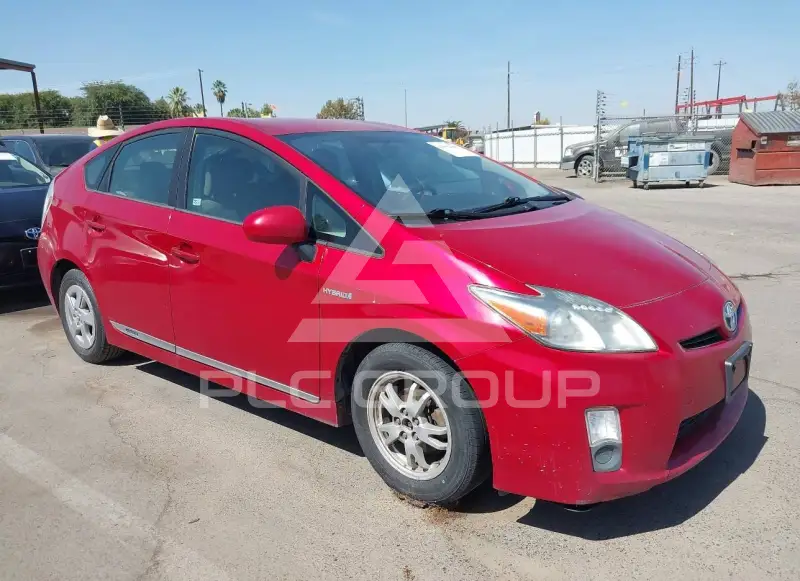 2011 Toyota PRIUS фото