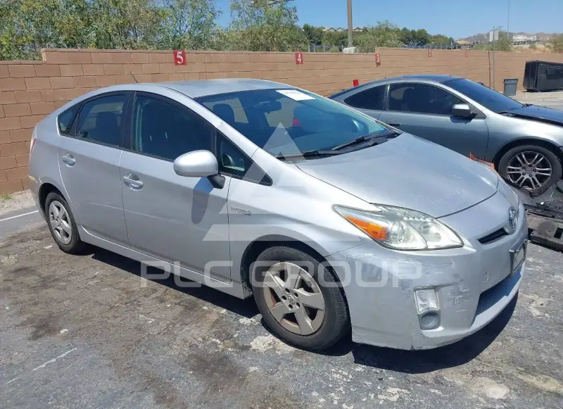 2011 Toyota PRIUS photo