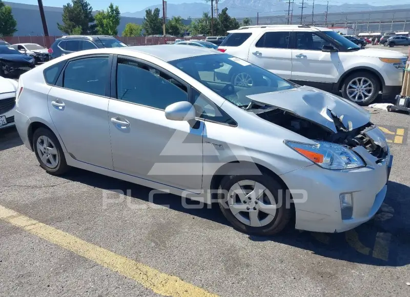 2011 Toyota PRIUS photo