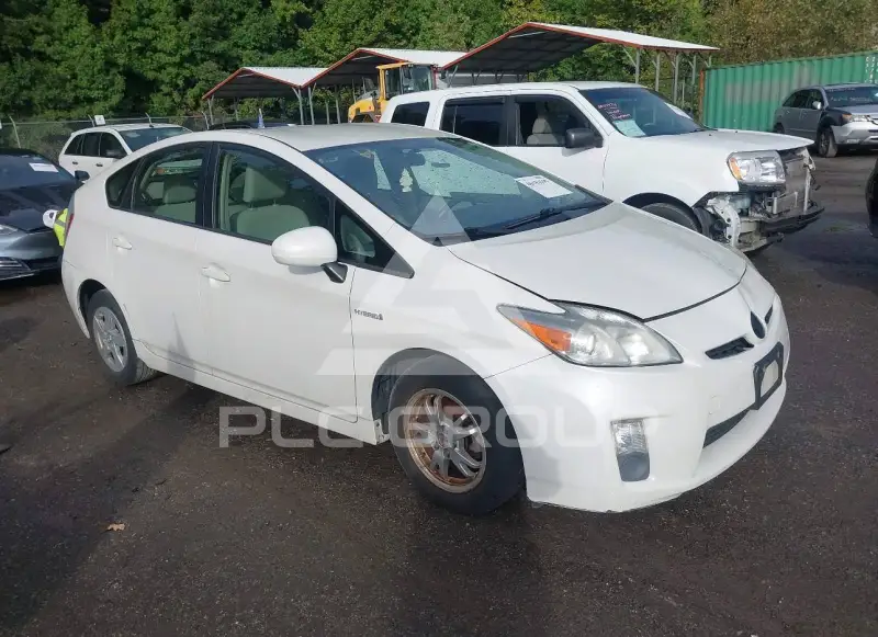 2011 Toyota PRIUS фото