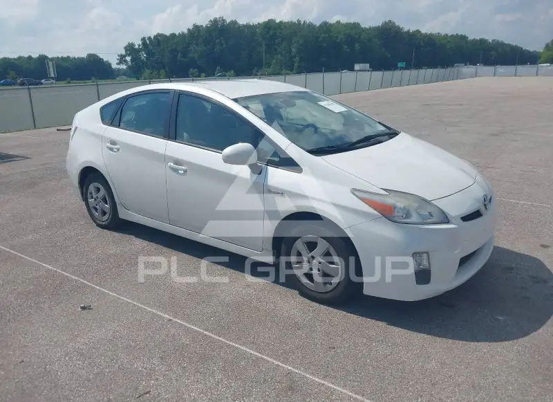 2011 Toyota PRIUS фото