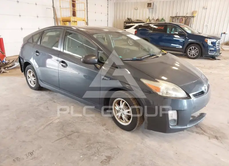 2011 Toyota PRIUS фото