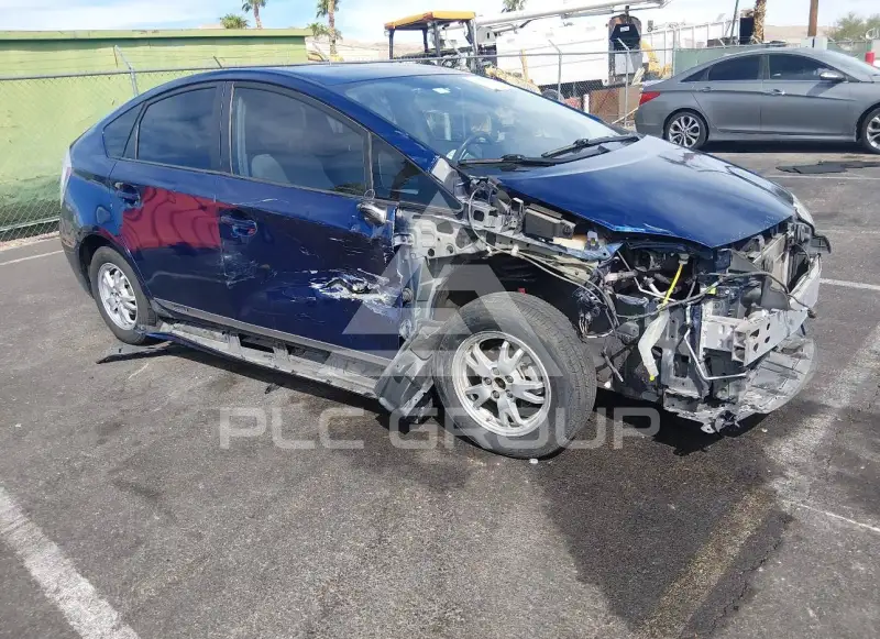 2011 Toyota PRIUS фото