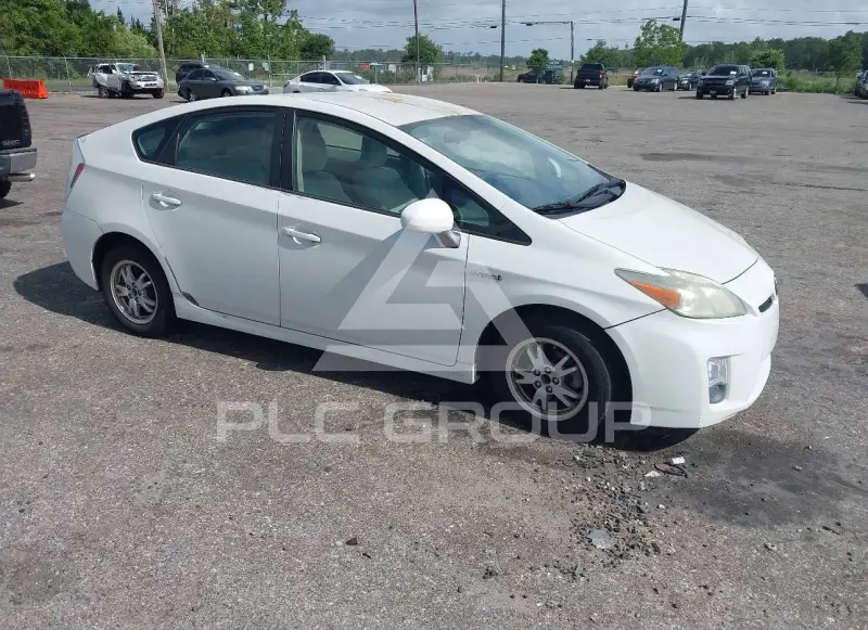 2011 Toyota PRIUS фото