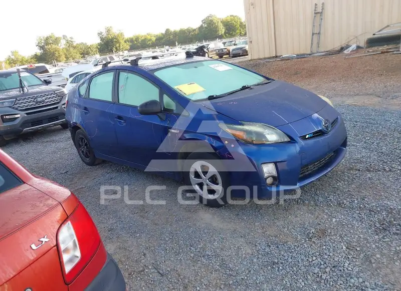 2011 Toyota PRIUS фото