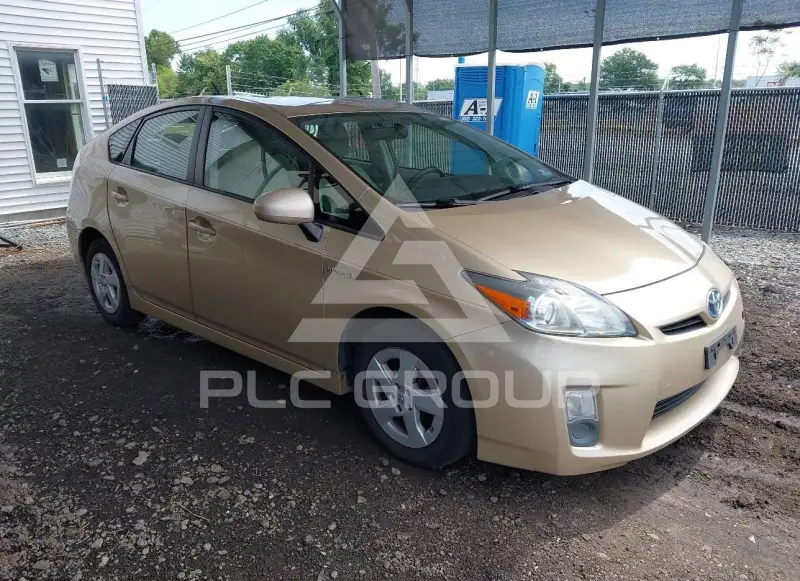 2011 Toyota PRIUS фото