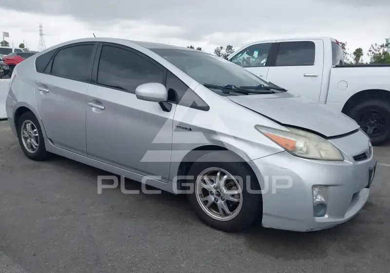 2011 Toyota PRIUS photo