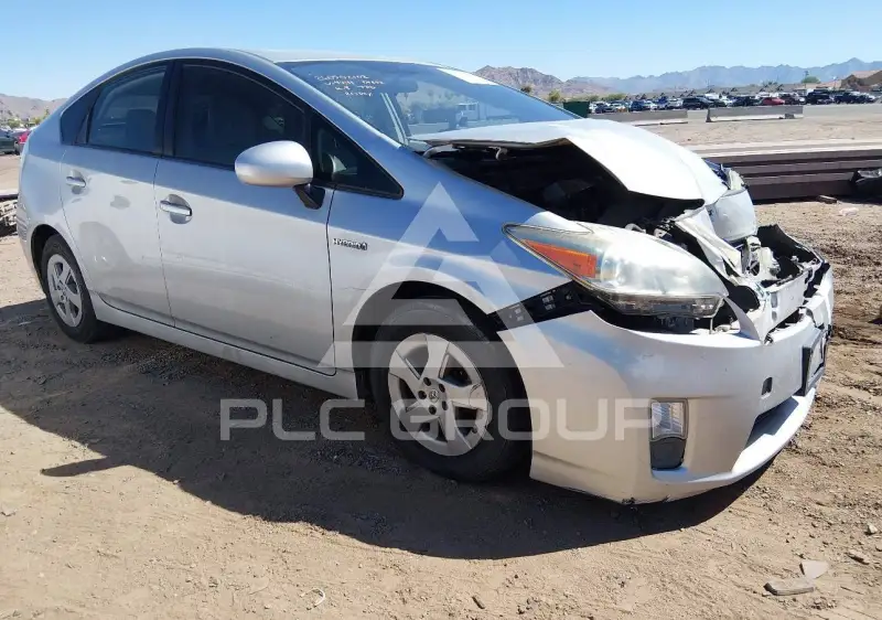 2011 Toyota PRIUS фото
