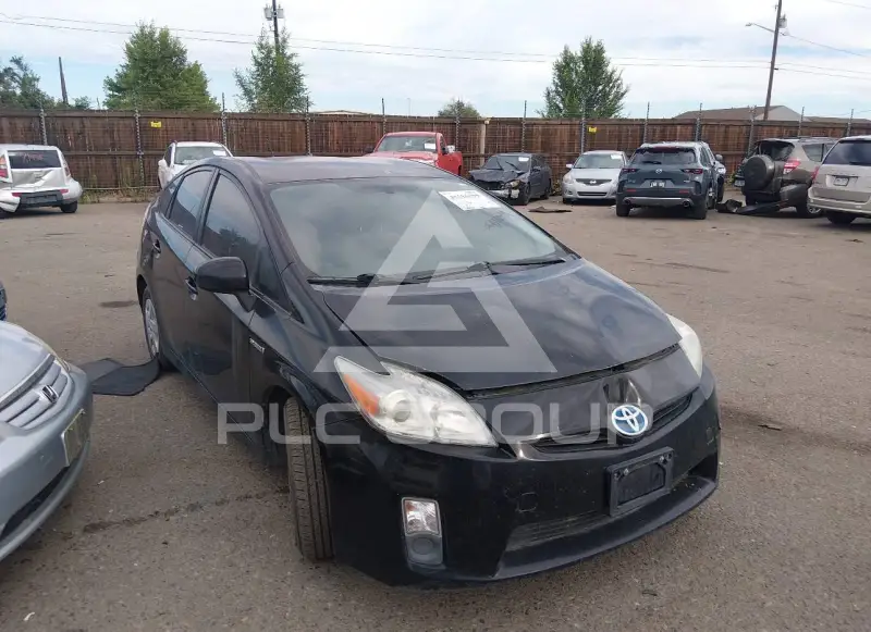2011 Toyota PRIUS photo
