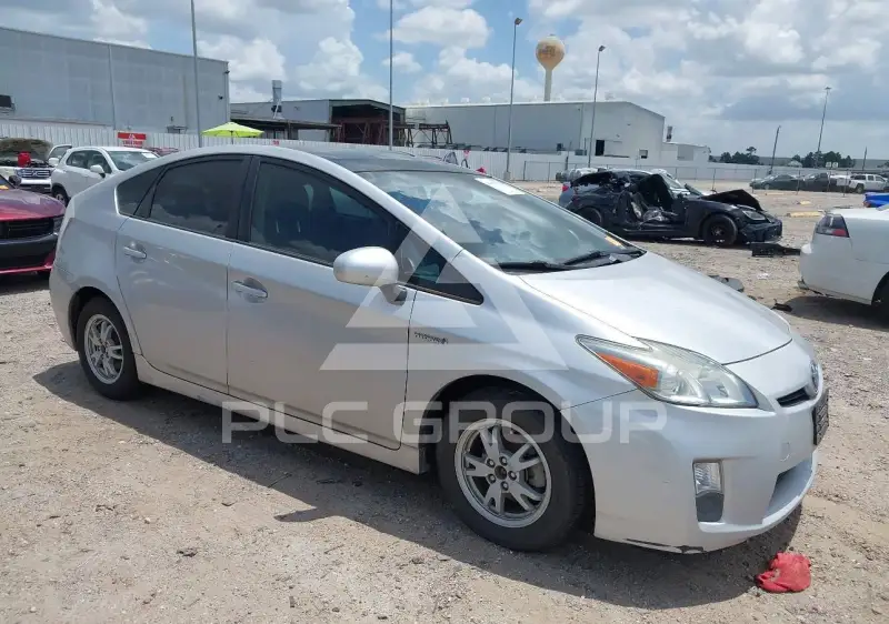 2011 Toyota PRIUS photo