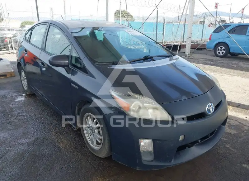 2011 Toyota PRIUS photo