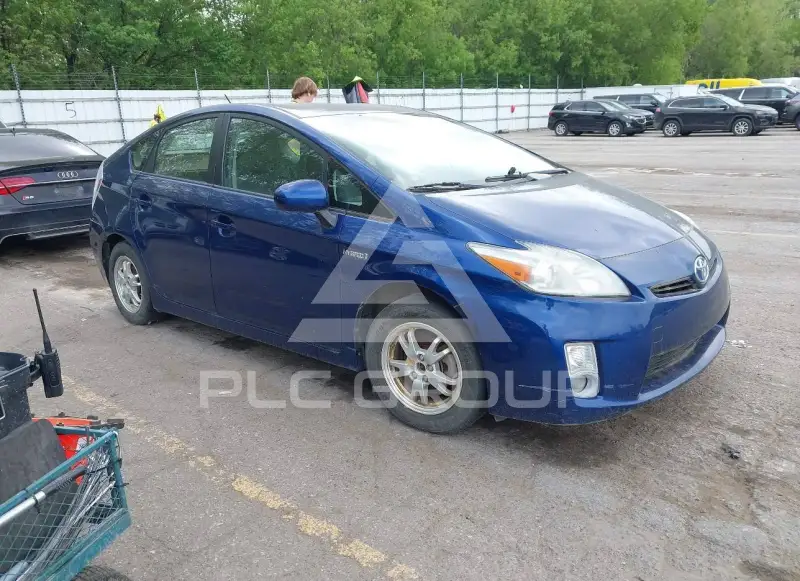 2011 Toyota PRIUS photo