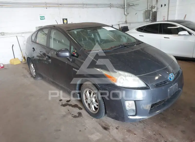 2011 Toyota PRIUS photo