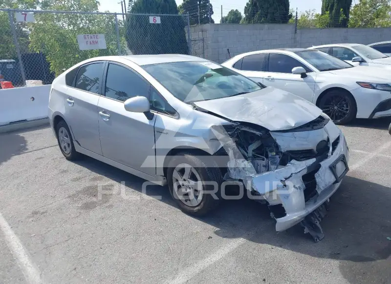 2011 Toyota PRIUS photo