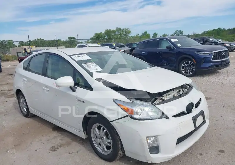 2011 Toyota PRIUS photo