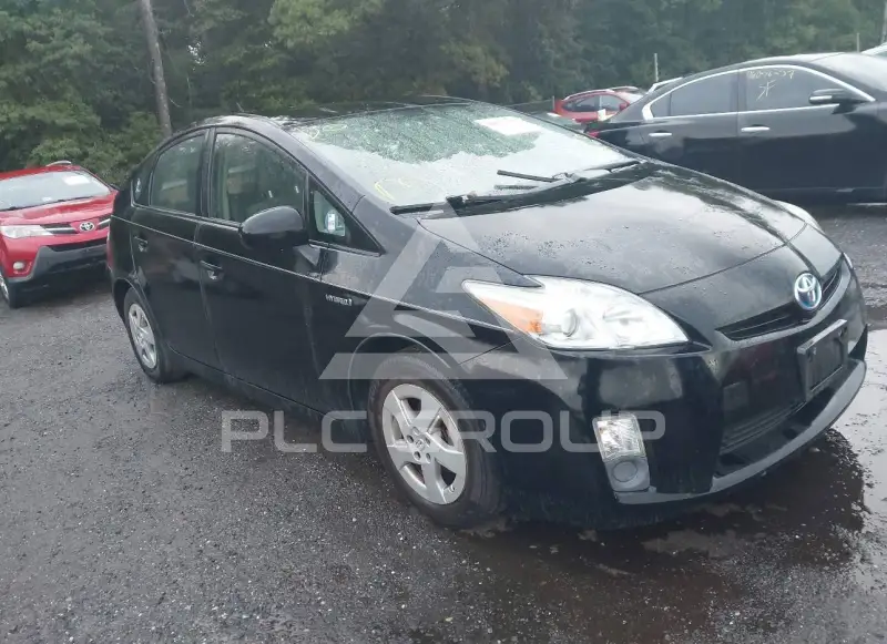 2011 Toyota PRIUS фото
