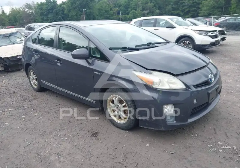 2011 Toyota PRIUS photo