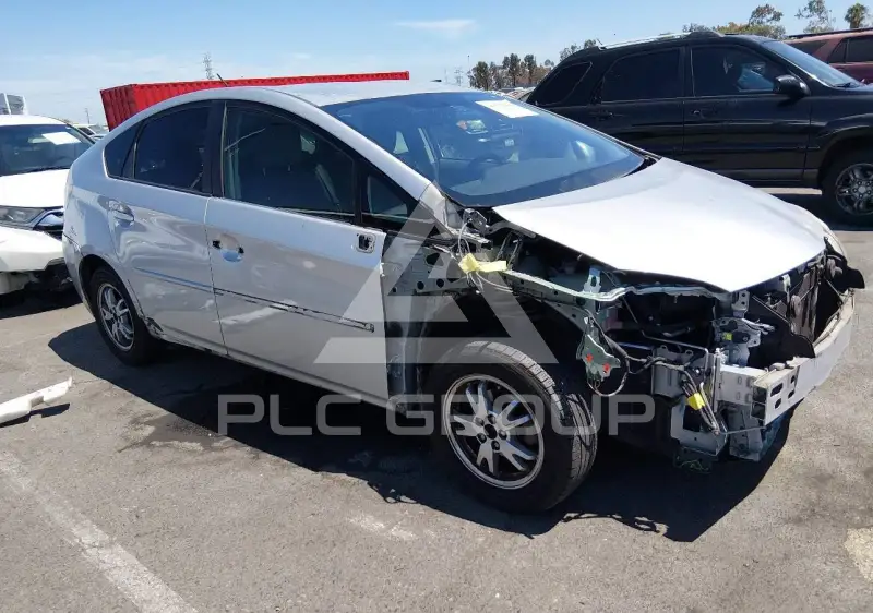 2011 Toyota PRIUS фото