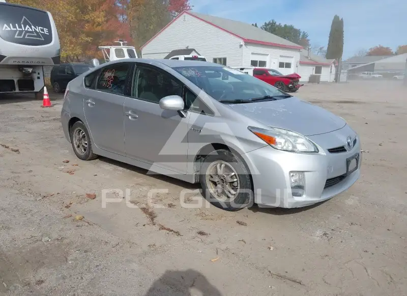 2011 Toyota PRIUS фото