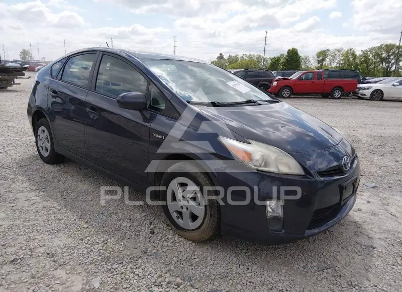 2011 Toyota PRIUS фото