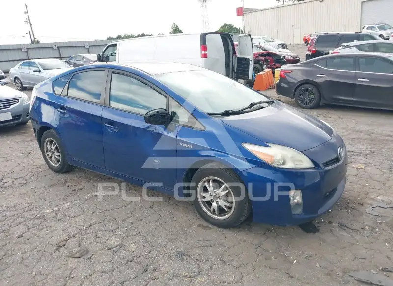 2011 Toyota PRIUS фото