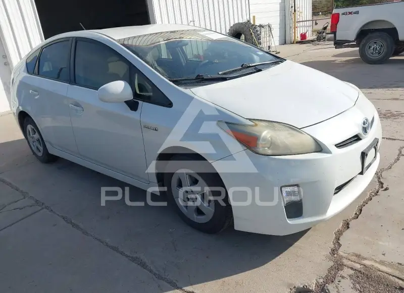 2011 Toyota PRIUS фото