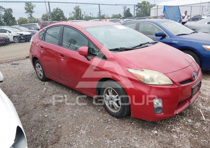 2011 Toyota PRIUS фото