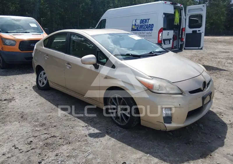 2011 Toyota PRIUS фото
