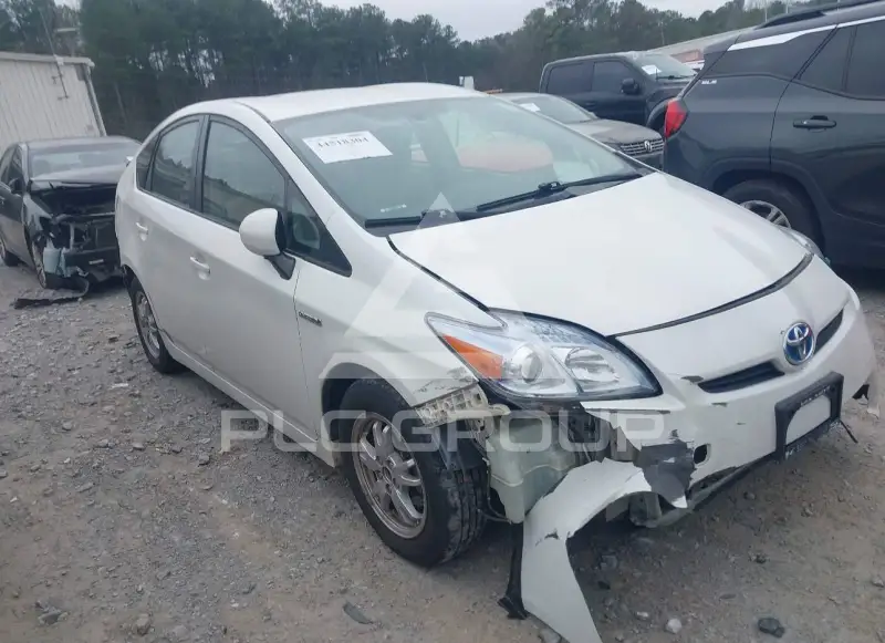 2011 Toyota PRIUS photo