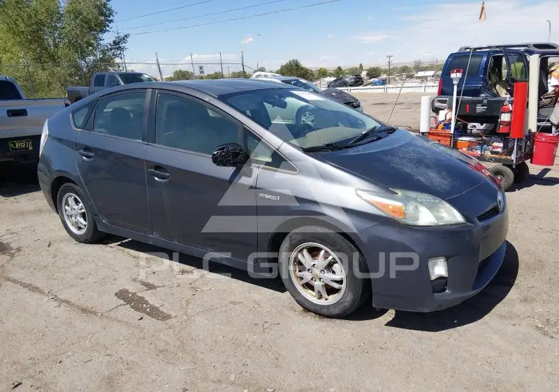 2011 Toyota PRIUS фото