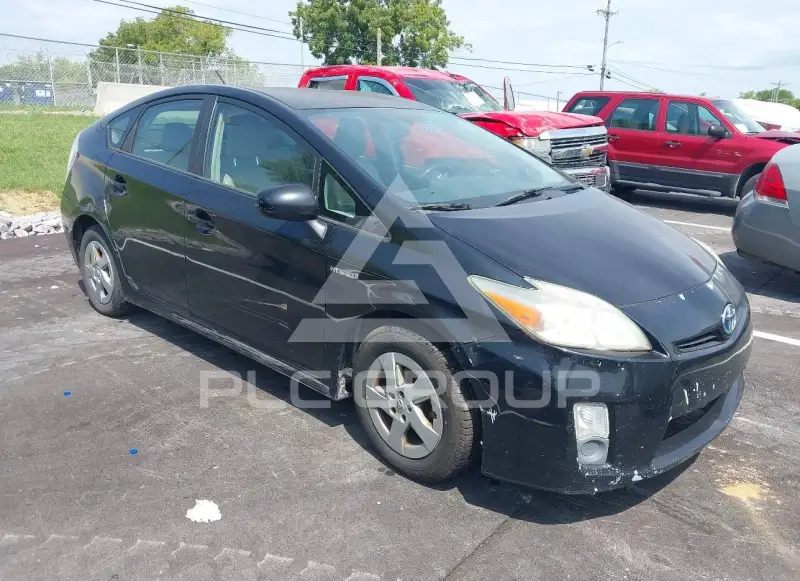 2011 Toyota PRIUS фото