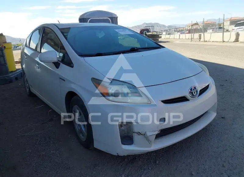 2011 Toyota PRIUS фото