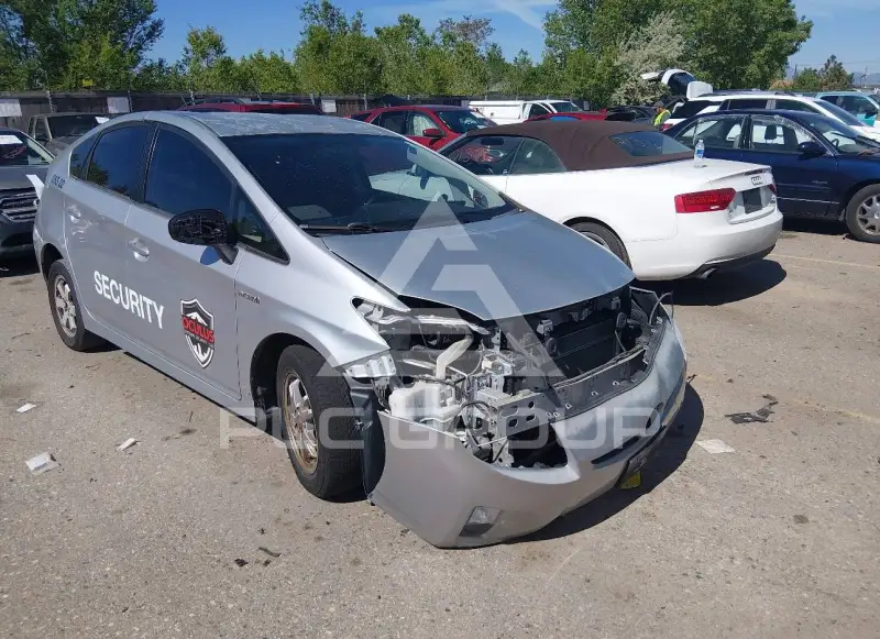 2011 Toyota PRIUS photo