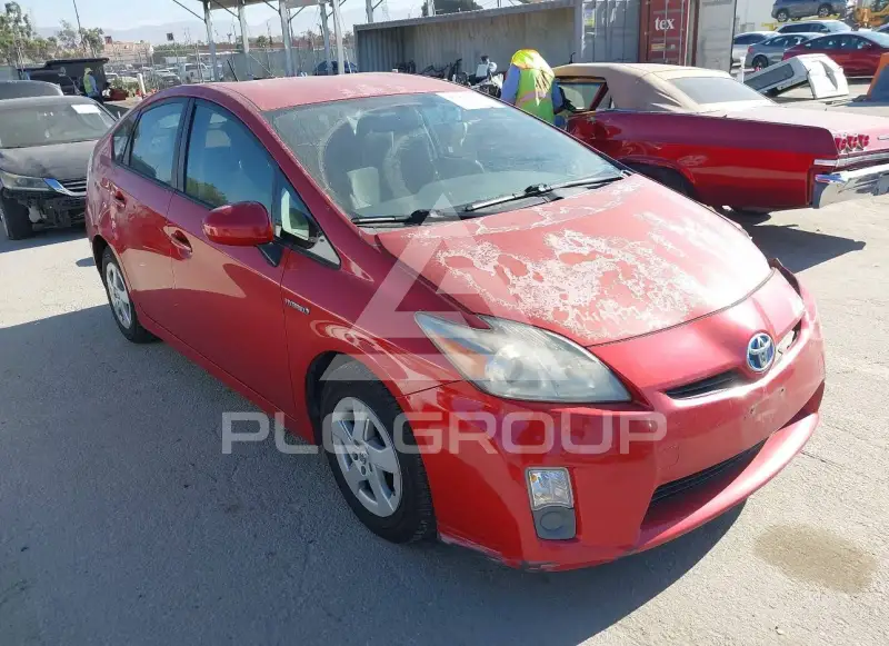 2011 Toyota PRIUS фото