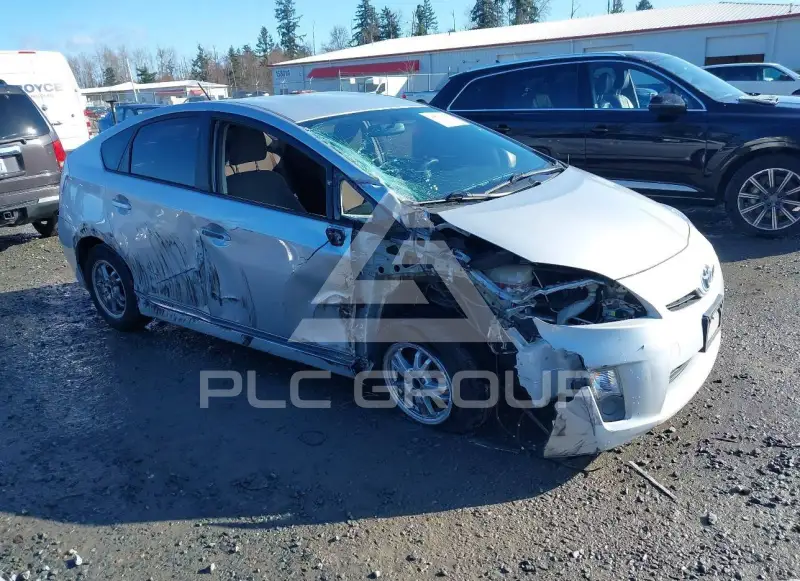 2011 Toyota PRIUS фото