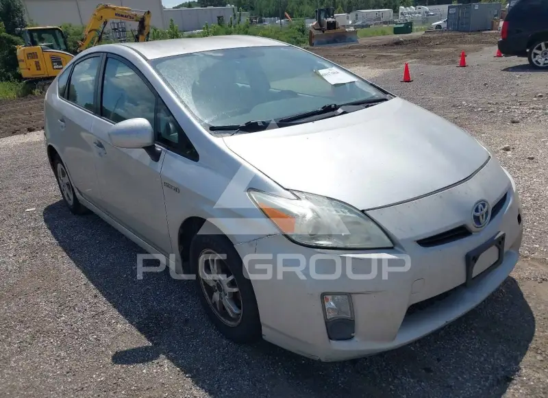 2011 Toyota PRIUS фото