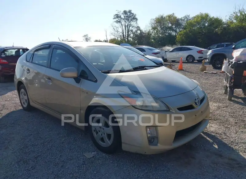 2011 Toyota PRIUS фото